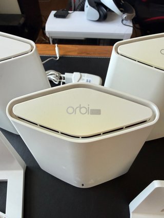 4x Orbi Pro WiFi 6 Mini Netgear