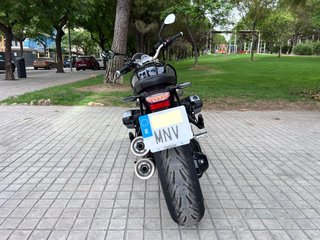 BMW R NineT Negra y Plateada