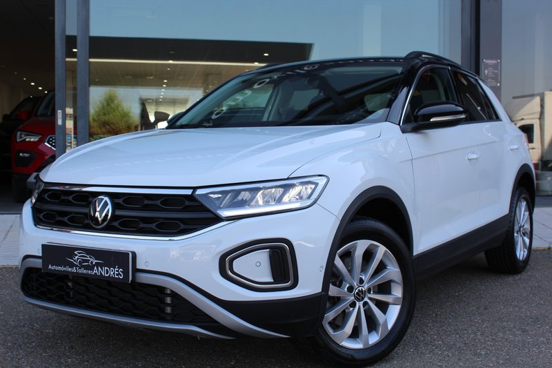 Volkswagen T-Roc Life 2.0 TDI 2024, foto 3