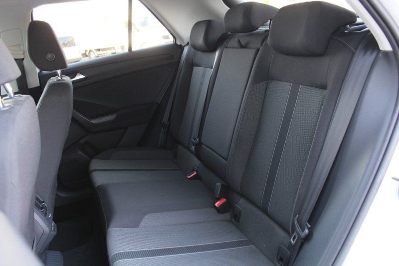 Volkswagen T-Roc Life 2.0 TDI 2024, foto 9