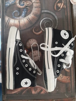 Zapatillas botín lona negras y blancas unisex