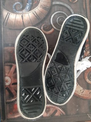 Zapatillas botín lona negras y blancas unisex