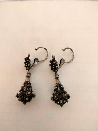Pendientes charros