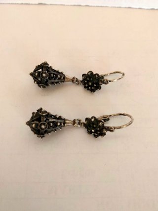 Pendientes charros