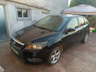 Ford Focus Negro 5 Puertas
