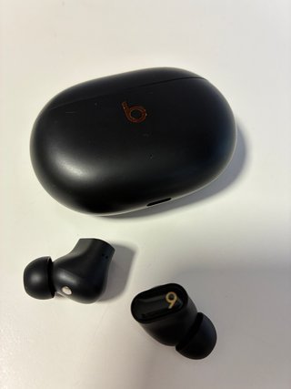 Beats Studio Buds+ Negros Inalámbricos