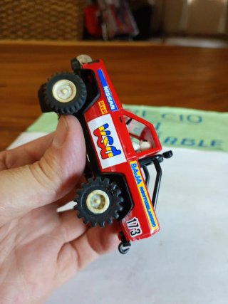 Scalextric Nissan Patrol Montes Blancos