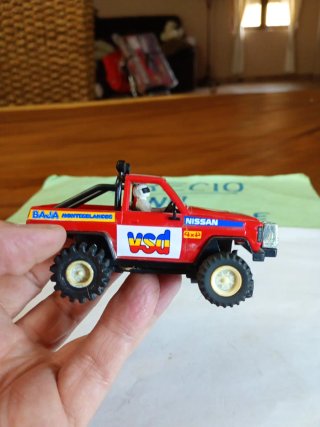 Scalextric Nissan Patrol Montes Blancos