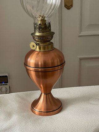 Lámpara de aceite color cobre y cristal