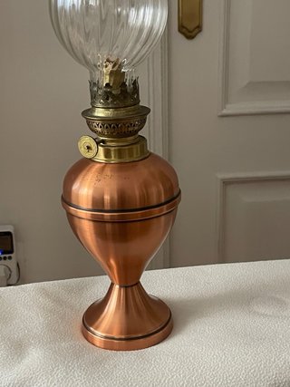 Lámpara de aceite color cobre y cristal