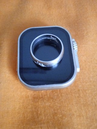 Anillo plateado