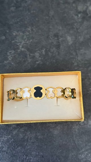 Pulseras varias de acero