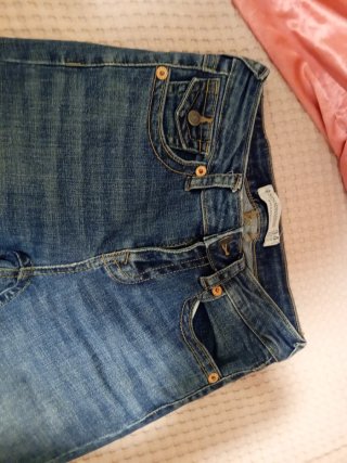 Pantalones vaqueros acampanados