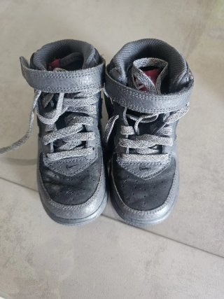 Scarpe Nike bambino grigie