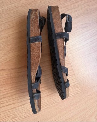 Sandalias Interbios Marrón y Negro