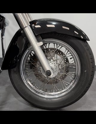 Kawasaki VN 900 Classic Negra
