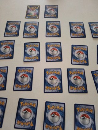Cartas Pokémon Variadas
