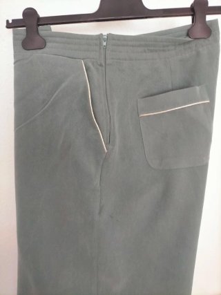 Pantalón palazzo Naf Naf verde talla 42