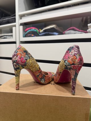 Tacones de fiesta estampados