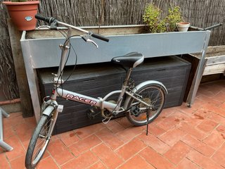 Bicicleta plegable Racer plateada