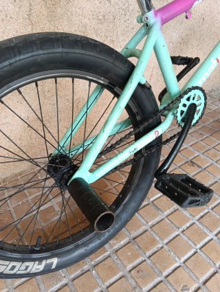 Bicicleta BMX MAFIABIKES
