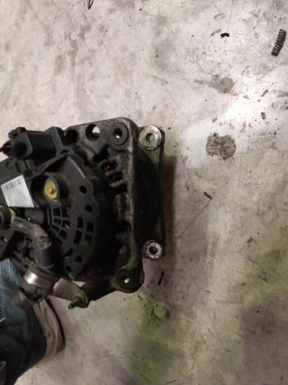 Alternador Bosch 038 903 023 L