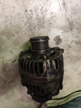 Alternador Bosch 038 903 023 L