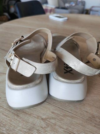 Sandalias Xti Doradas