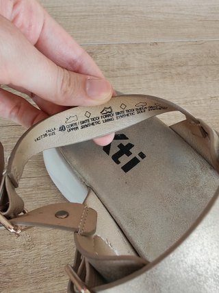 Sandalias Xti Doradas