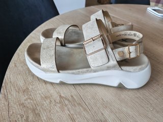 Sandalias Xti Doradas