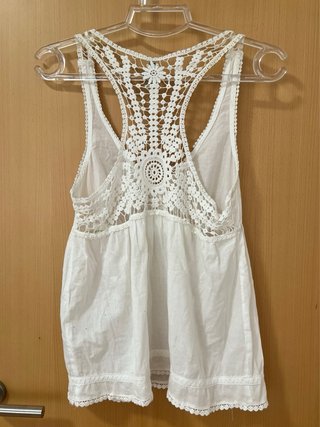 Blusa Stradivarius blanca crochet