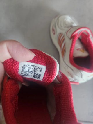 Scarpe Adidas bimbo rosse e bianche