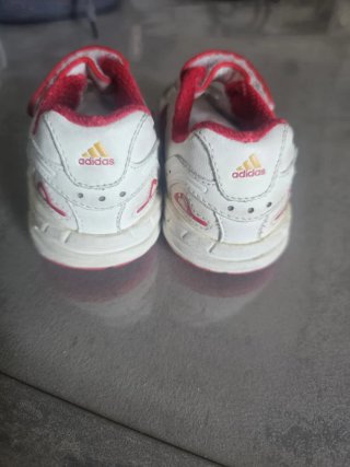 Scarpe Adidas bimbo rosse e bianche