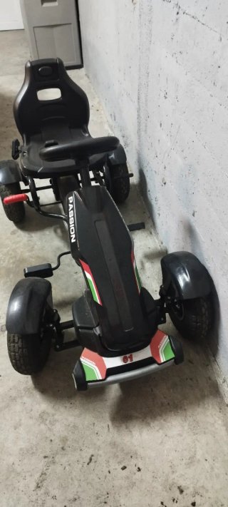 Kart a pedales negro