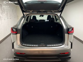 Lexus NX350H BUSINESS CITY 4WD 2023 REF 3548