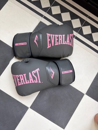 Set Boxeo: Guantes , Casco y Tibiales