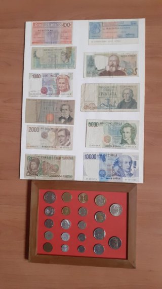 Billetes y monedas antiguas italianas