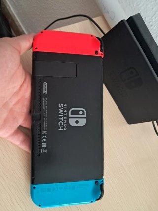 Nintendo Switch Azul y Rojo