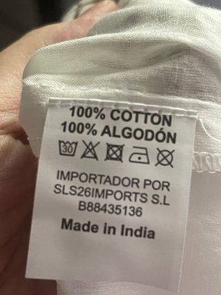 Vestido camisero blanco con palmeras doradas