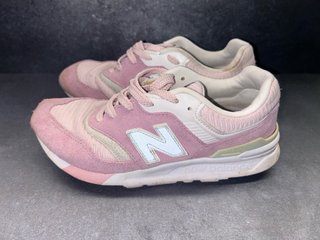 Zapatillas New Balance 997H Rosas Originales