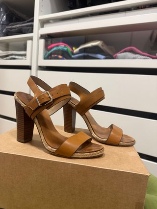 Sandalias Tacón Marrón