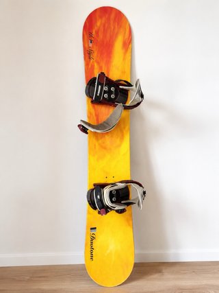 Tabla Snowboard Duotone Hi-Life + Fijaciones 150 c
