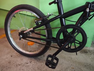 Bicicleta Plegable Urbana. Modelo B'TWIN Tilt 100