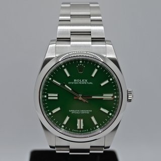 Rolex Oyster Perpetual 41mm Esfera Verde