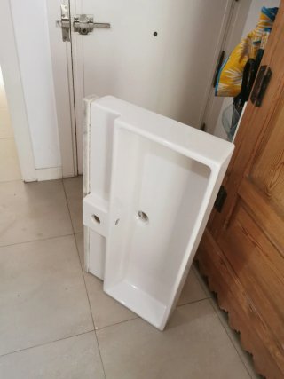Lavabo de baño de porcelana blanco