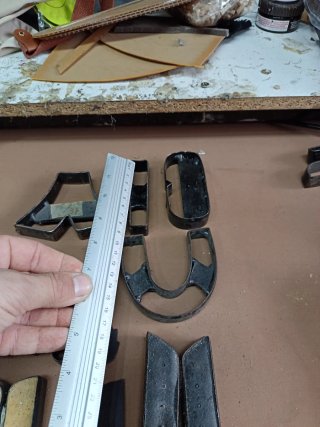 Troqueles para cuero forma de U y más