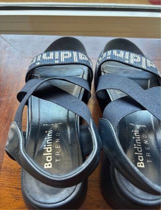 Sandalias Baldinini Negras con Brillantes