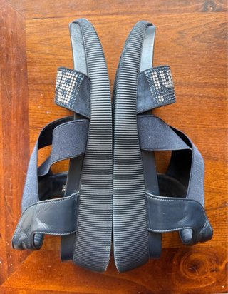 Sandalias Baldinini Negras con Brillantes