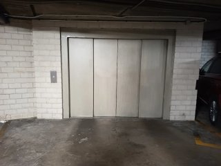 Se alquila plaza de garaje en el centro de León