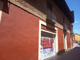 Se alquila plaza de garaje en el centro de León